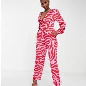 Liquorish NWT Size 8 Fuchsia‎ Zebra Print Jumpsuit